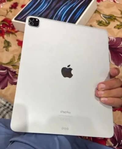 Apple iPad pro M2