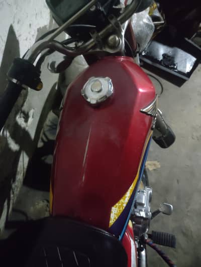 Honda 125 tanki tapa 2011 model. orignal