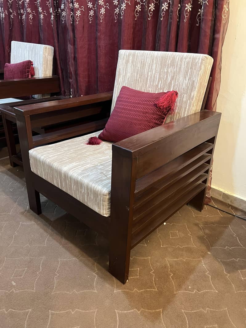 Sofa and Table set 3