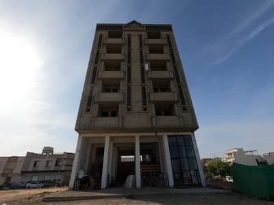 A 700 Square Feet Flat In Karachi Is On The Market For Sale