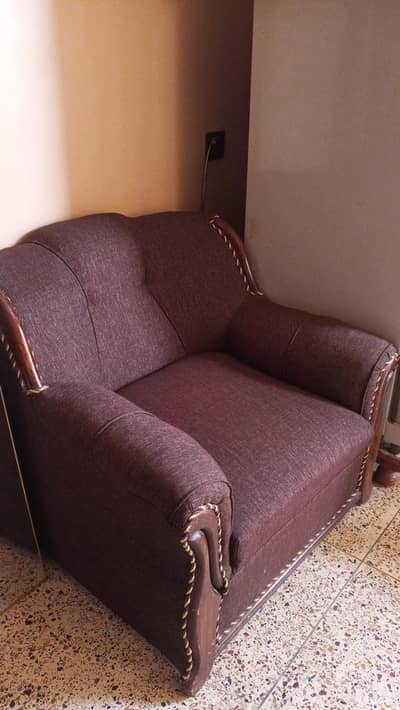 5 setars sofa set good condition