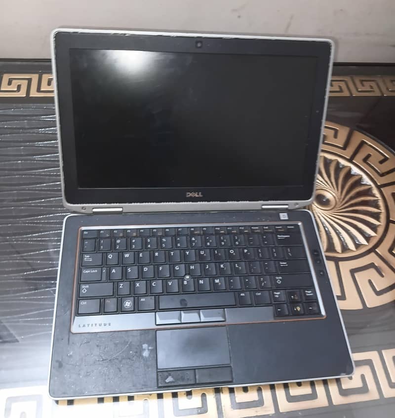 Dell E6320 1