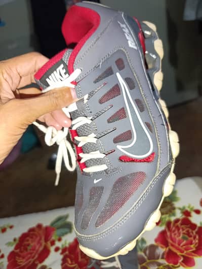 Nike’s Reax 8 TR | siza: UK 8.5 US 7.5 EURO: 42