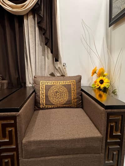 I sale sofas set 6 seater