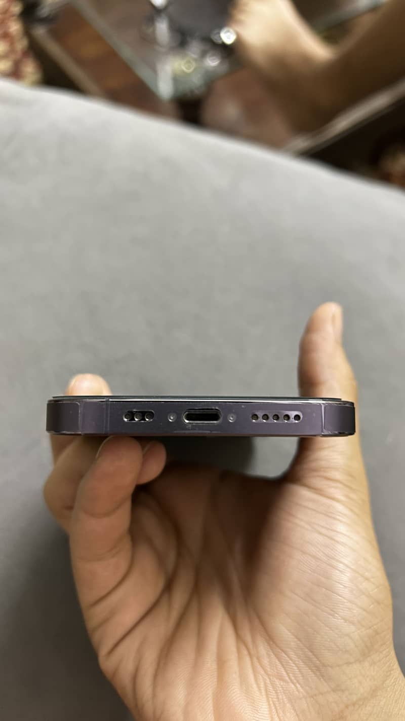 IPHONE 14 PRO 4