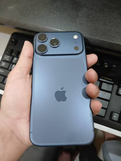 iPhone 17 pro max JV