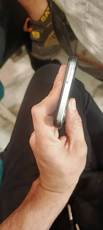 urgent sale With box