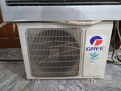 Gree inverter AC 1 ton