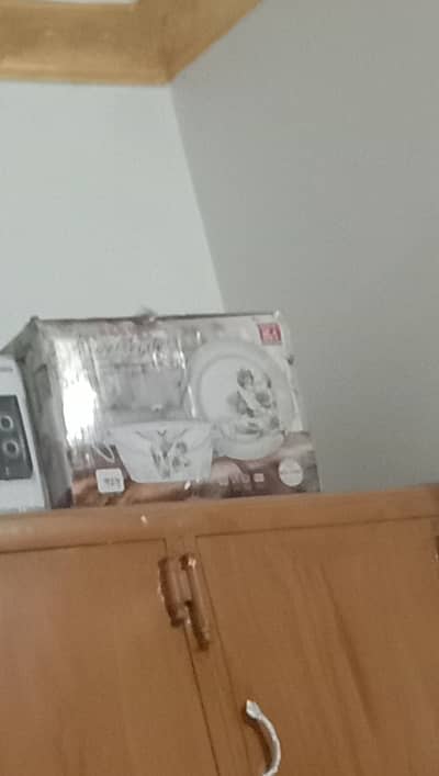 dinner set in very good design and decorateed set for guest.