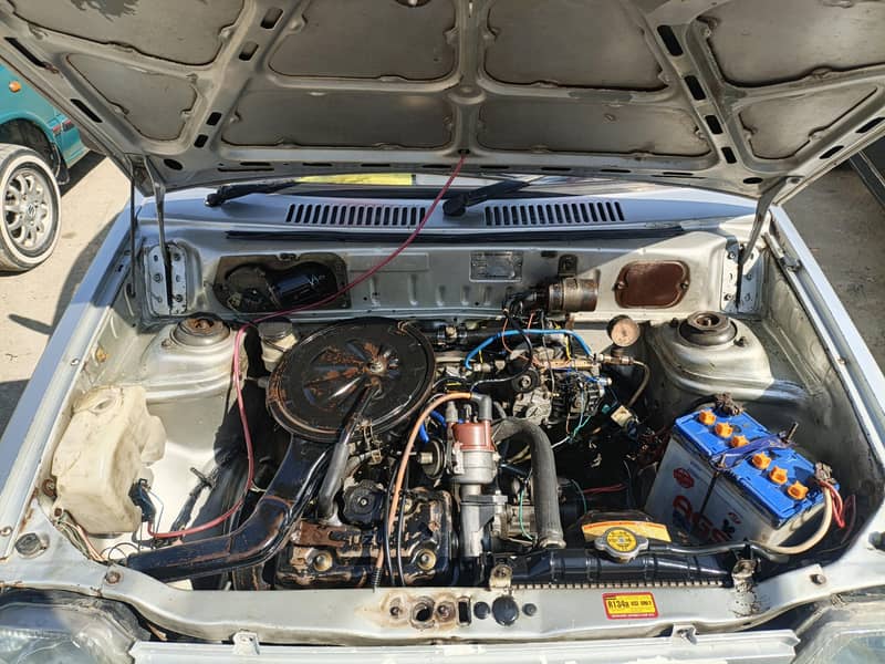 mehran VX 2001 model 3