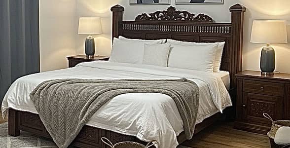 PURE Original chinioti Bed and Side table