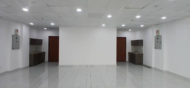 Exceptional Spaces Available Office 650 Square Feet For Rent In Main Boulevard Gulberg!