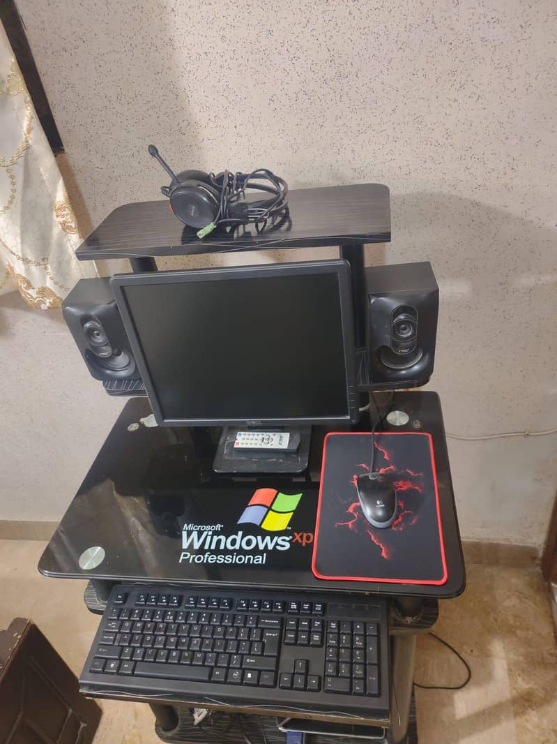 Computer PC with Trolley 4
