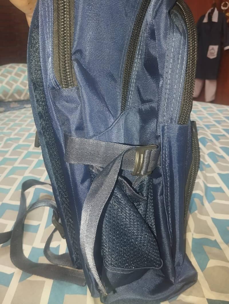 School bag 3