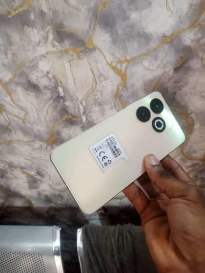 infinix smart 8 pro