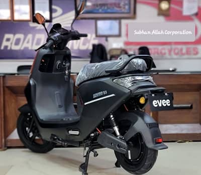 Evee S1 Red Brand New 2026