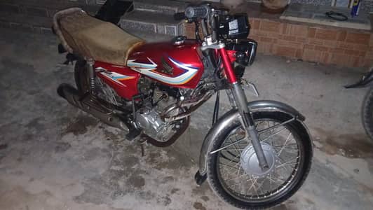 Honda 125 (Model 2016) for Sale.