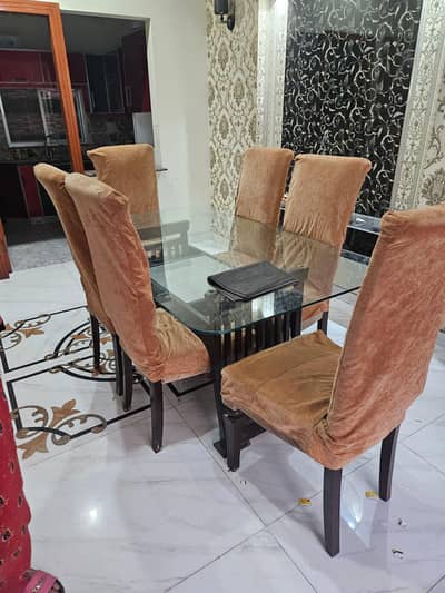 Dining table 6 seater