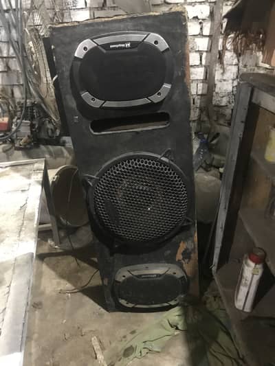 Woofer plus 2 speaker plus Amplifier for sale in good condition