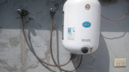 electric geysers 03054436797