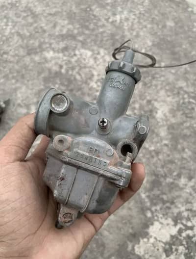 Honda Cd70 and 125 carburettor