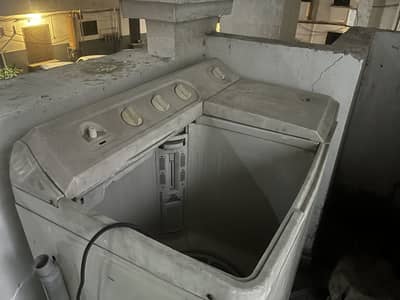 Haier Twin Tub Washing Machine