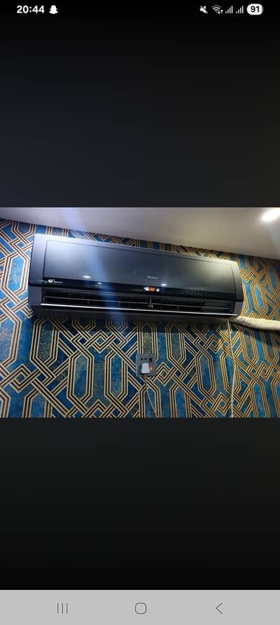 90000 urgent sale almost new gree 1ton