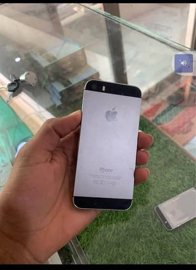 iPhone 5S 64GB PTA approved my WhatsApp 0342. . . 2674. . . . 914