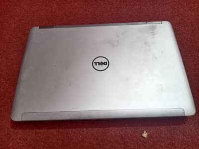 Dell latitude 6540 for sal 8 Gb i5 4 gen