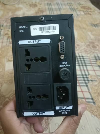 UPS (Line Interective)