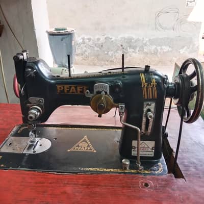 Pfaff 130 , only head