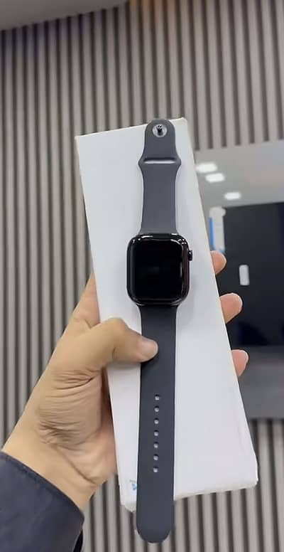 Apple watch series 10