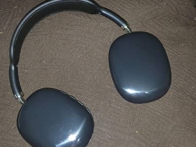 new condition 50 percent discounted headphones best sound quality ever