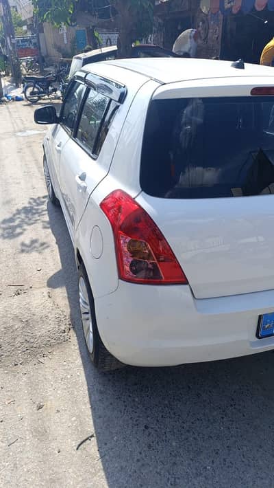 Outer shower interior full janion