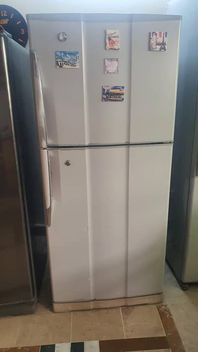 mitsubushi tiara . . No frost . . best working c9ndition