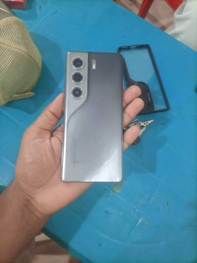 tecno camon 40pro all ok 6month waranty conditions 9.5