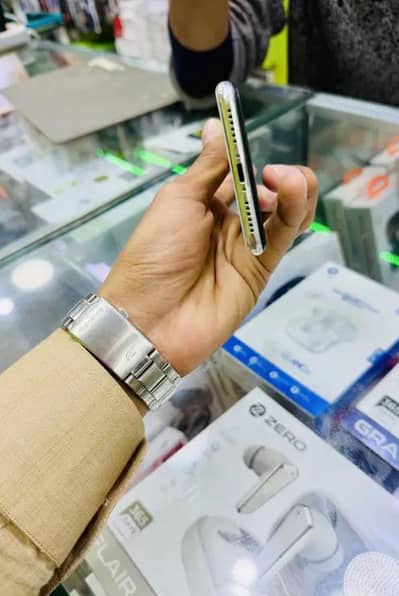 I phone x 256 GB My WhatsApp Number 0326=7544=942