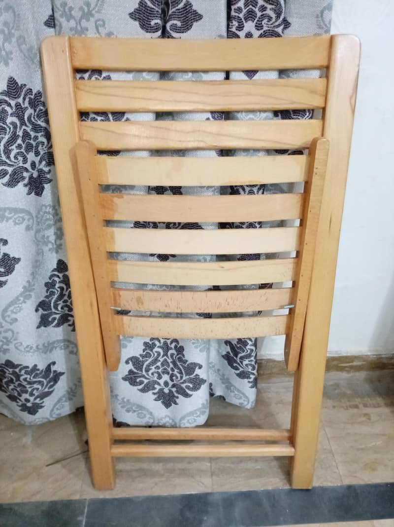 Foldable Dining Table & chairs 3