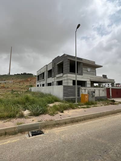 500 Yards plot West Open near Flag pole & Midway Commercial available