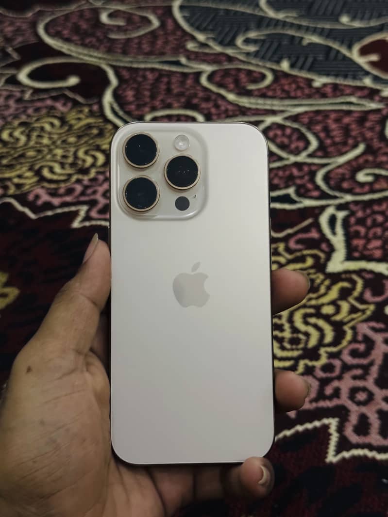 Iphone 16 pro 0