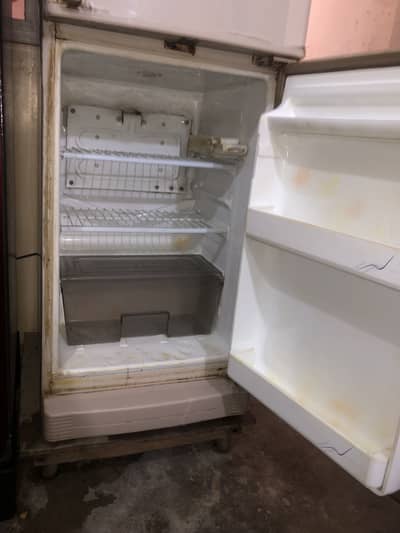 Dawlance Refrigerator