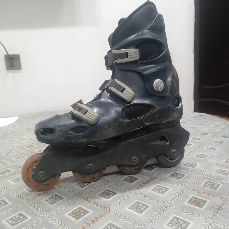 Skates 0
