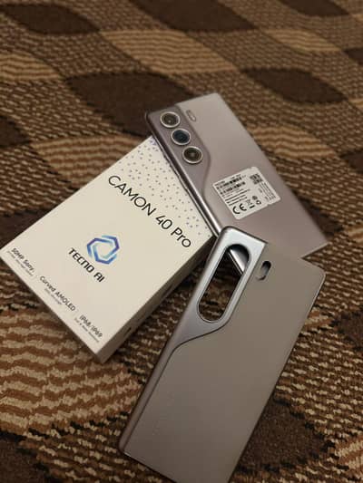 Tecno camon 40 pro