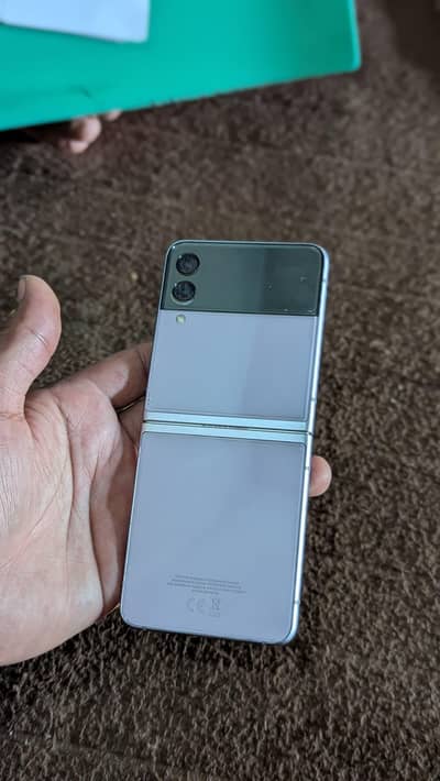 Samsung Z Flip3