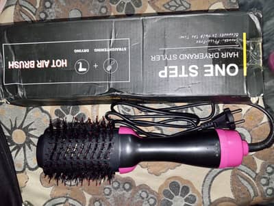 Blow Dryer Brush / hot air brush