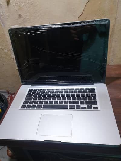MacBook Pro 15" Core i7 (2012) | 12GB RAM | 128GB SSD | Good Condition