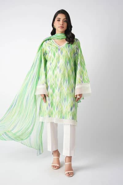 Bareeze  summer lawn 03 piece suit