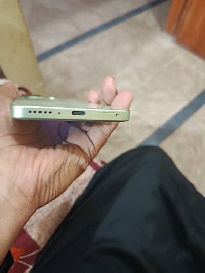 REDMI NOTE 13 256GB IN BRAND NEW CONDITION
