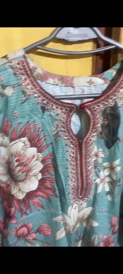 sapphire 3pc embroierd lawn suit stiched