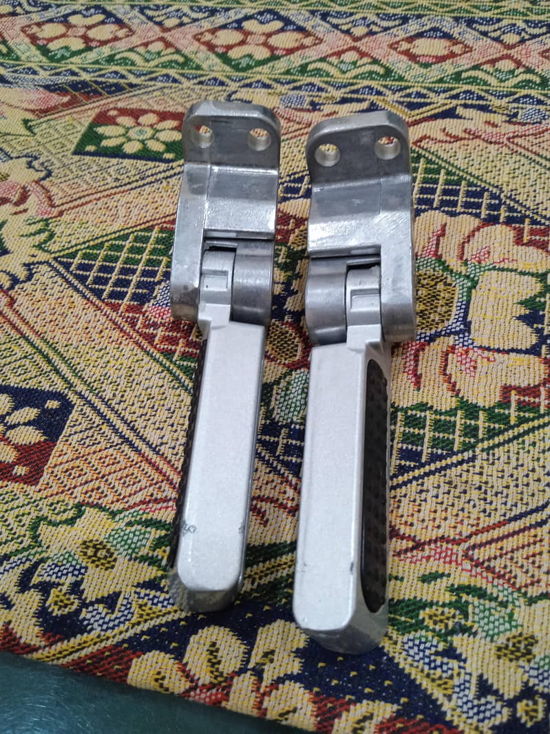 برائے فروخت 1